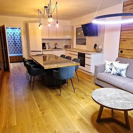 Mariazeller Zirbennest * Mariazell